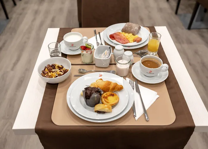 Hotel Dinya Lissabon