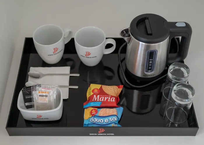 Dinya 3* ליסבון