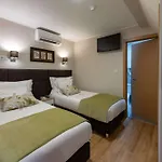Dinya Hotel&lounge Bar 3*