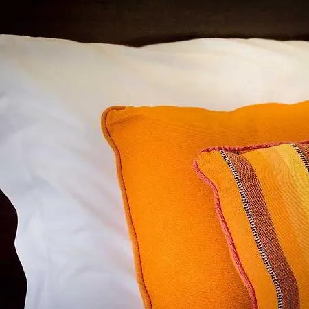 Hotel Dinya Lisbon