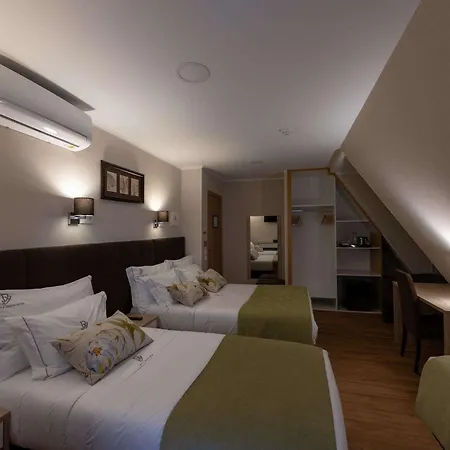 Hotel Dinya Lissabon