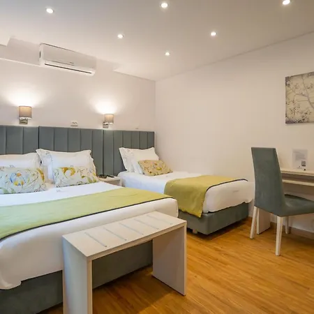 Dinya 3* Lisbon