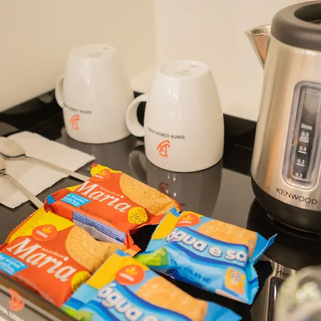 Dinya ホテル リスボン