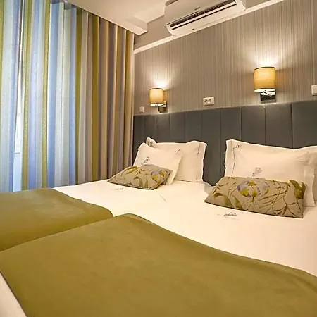 Hotel Dinya Lisboa
