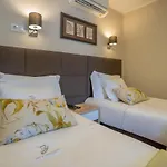 Hotel Dinya