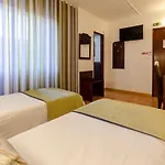 Dinya Hotel 3*